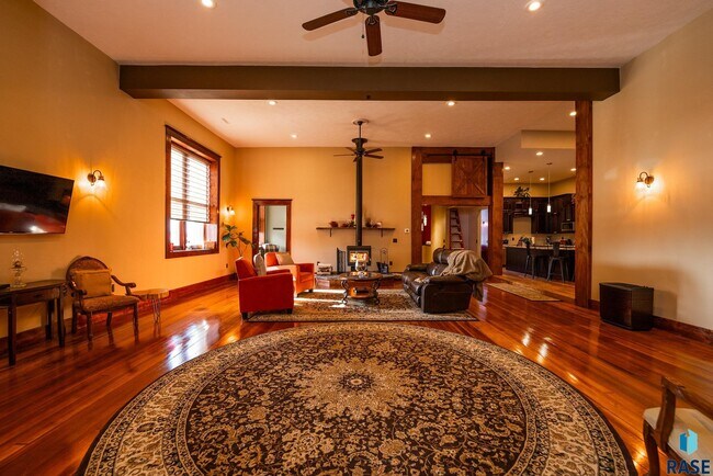 Foto del edificio - 101 N Main Ave