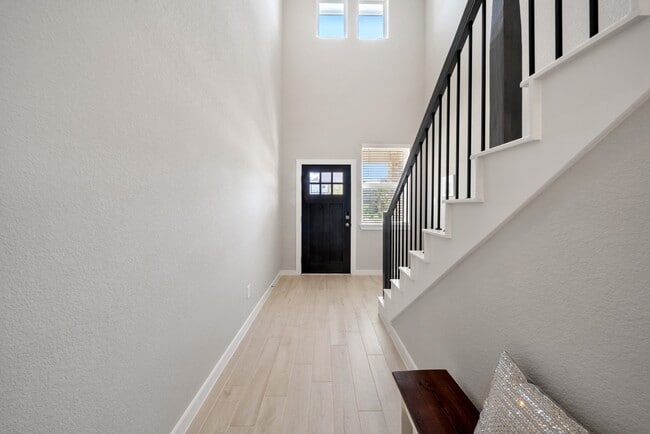 Building Photo - 17466 Buckeye Br