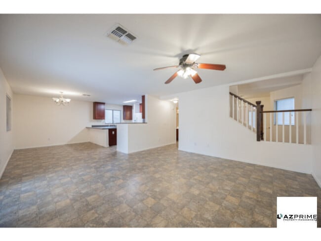 Building Photo - Discover the perfect Blend of Comfort and Sophistication in this Stunning 4/3 Surprise House!