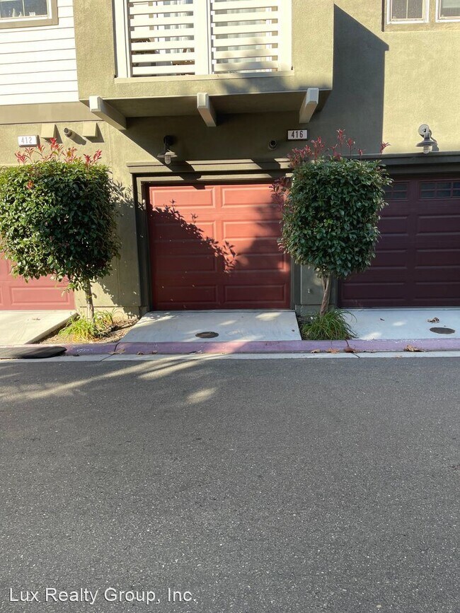 Building Photo - 2 br, 2.5 bath House - 416 E 28th Ave
