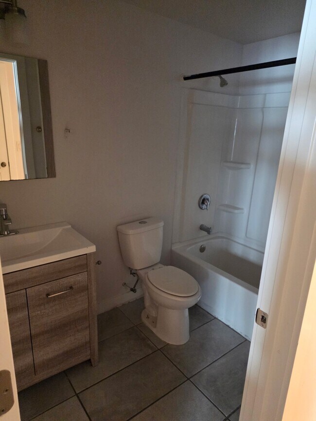 Foto del edificio - 54 N 2050 W