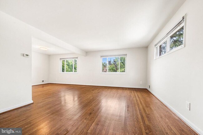 Foto del edificio - 5313 Taney Ave