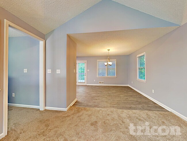 Building Photo - 436 Amber Way