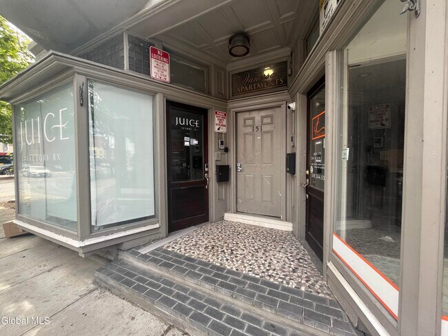Building Photo - 151 4th St