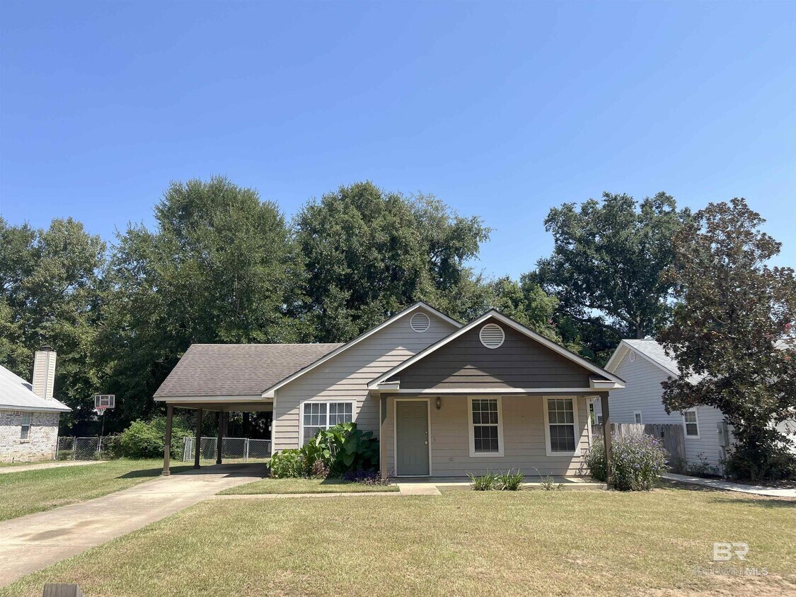 Foto principal - 13 Burlington Dr