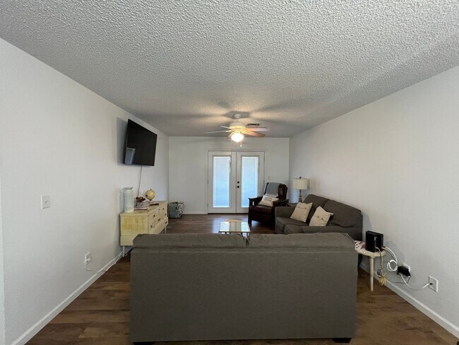 Foto del edificio - SUNSET MESA HOME WITH POOL ACCESS!