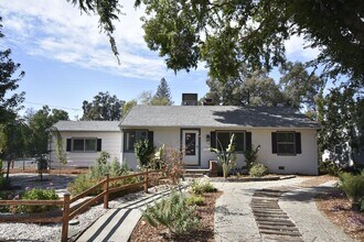 Building Photo - 1544 Maryland Ave
