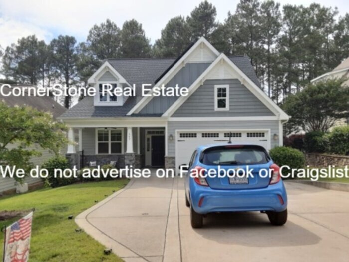 Foto principal - 547 Micahs Way N
