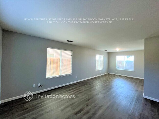 Foto del edificio - 1566 Maryclair Dr