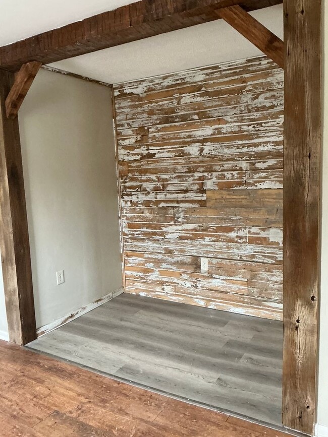 Foto del edificio - 167 S Main St