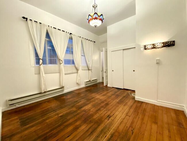 Foto del edificio - 2 bedroom in San Francisco CA 94109