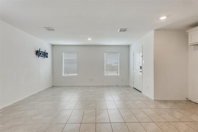 Foto del edificio - 6723 Coulter Dr