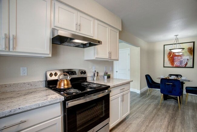 Building Photo - Indigo