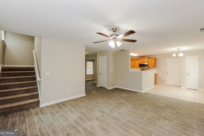 Foto del edificio - 506 Stonecrest Pl