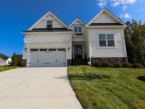 Building Photo - 16001 Maclear Dr