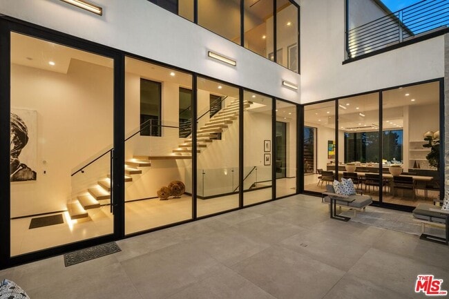 Foto del edificio - 1200 Angelo Dr