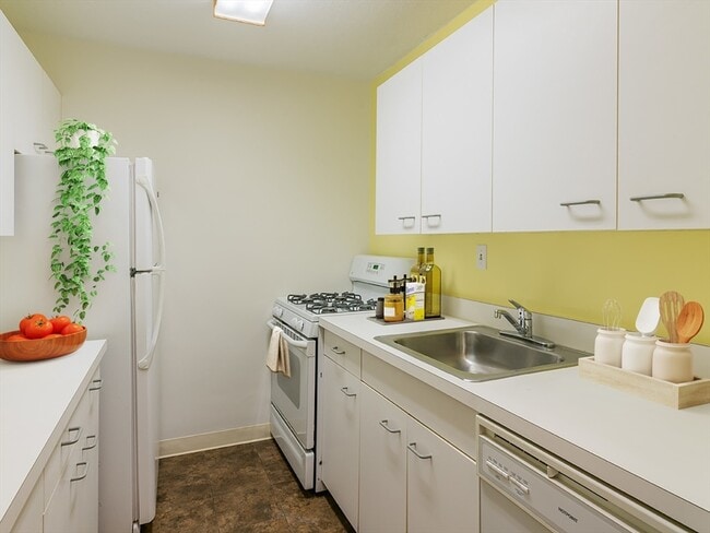 Foto del edificio - 9 Hawthorne Pl