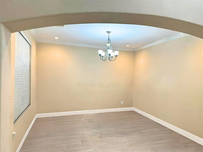 Foto del edificio - 12327 Carmel Dale Ln