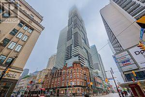 Building Photo - 7 Grenville St
