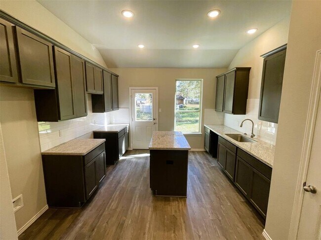Foto del edificio - 19485 Loafers Ln