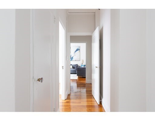 Building Photo - 16 Chauncy St