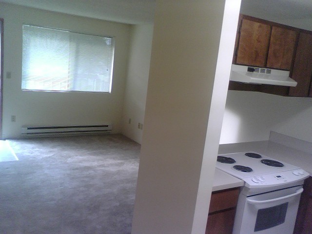 Foto del edificio - 4201 E 4th Plain Blvd