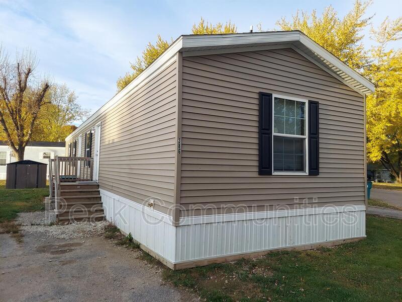 386 Shady Brook Hts, Greenwood, IN 46142 House Rental in Greenwood