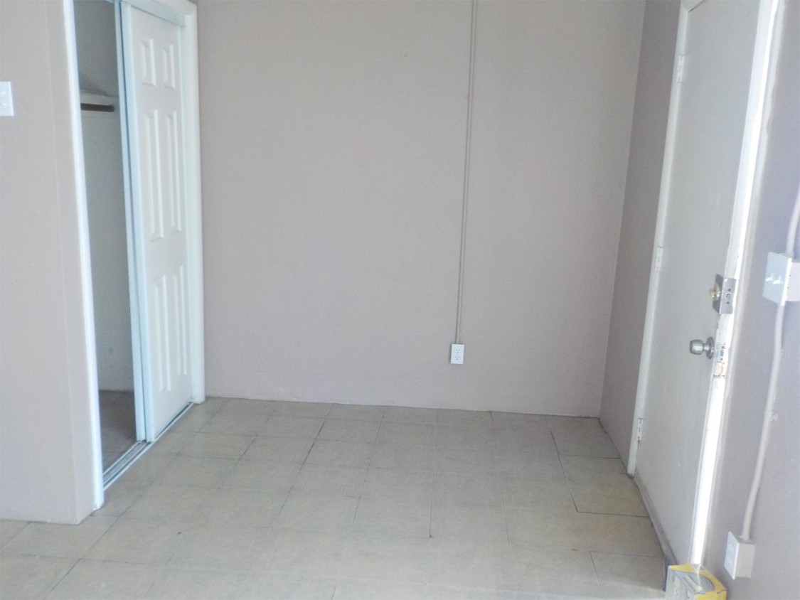 Foto del edificio - 2411 S 6th Ave