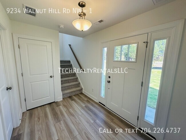 Foto del edificio - 9234 Walnut Hl Rd NW