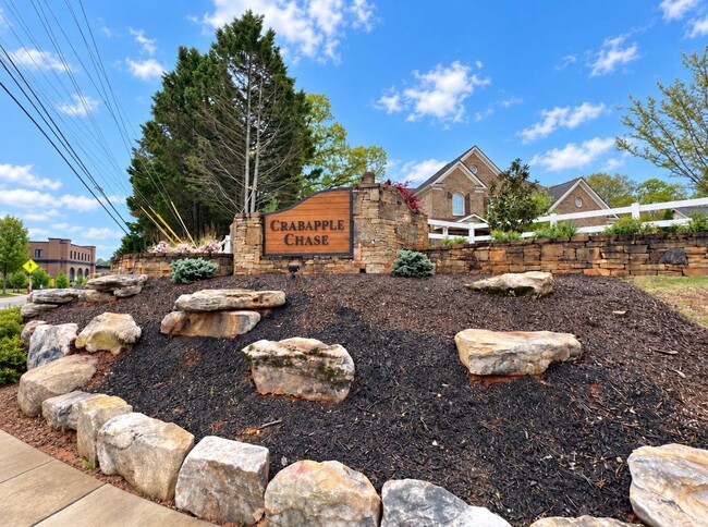 Foto del edificio - 12560 Crabapple Chase Dr