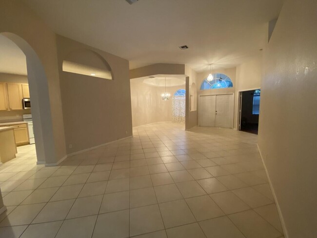 Building Photo - 15385 Whispering Willow Dr