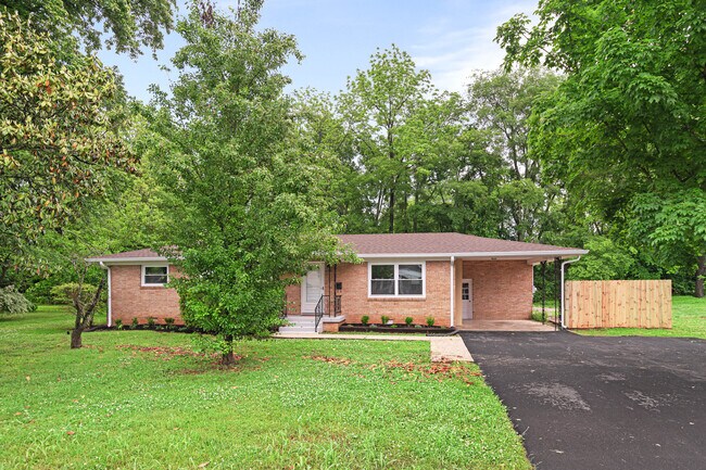 Building Photo - 101 Arnold Ln