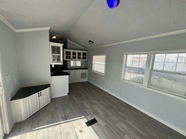 Foto del edificio - 1117 Chicago Bulls St