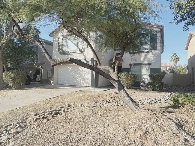 Foto del edificio - 4 BED, 2.5 BATH HOME IN CIRCLE CROSS RANCH SAN TAN VALLEY, AZ