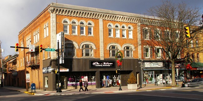 Building Photo - 4 N 6th