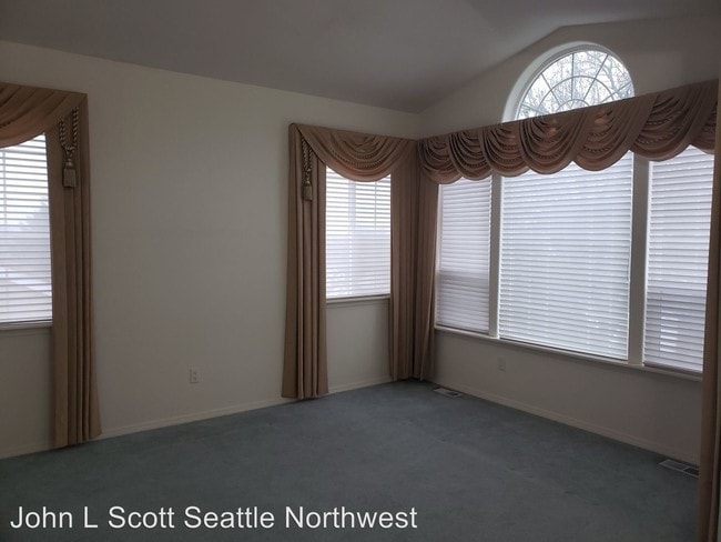 Building Photo - 4 br, 3 bath House - 1203 S 35th St