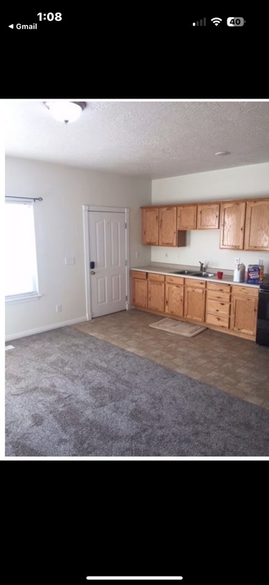 Primary Photo - 1452 W Meadow Ln