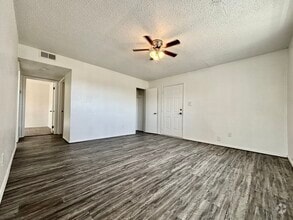 Building Photo - Candlewood Apartments