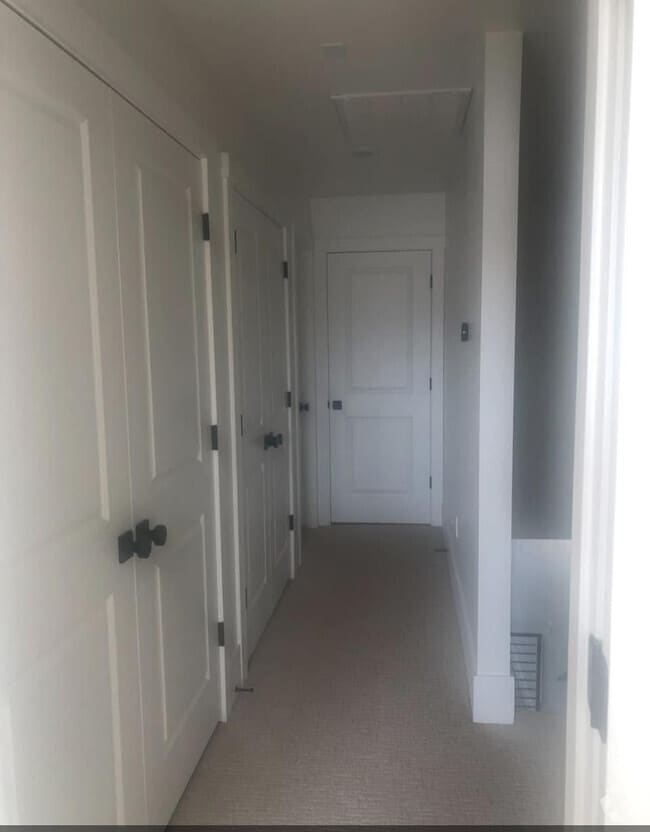 Building Photo - 758 W Sunfire Ln