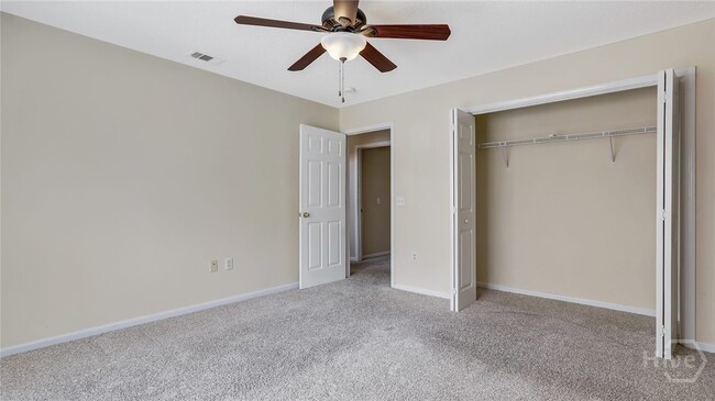 Building Photo - 422 Copper Creek Cir
