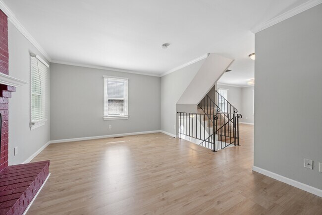 Foto del edificio - 1615 Colonial Way
