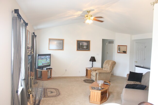 Building Photo - 5447 Ambrose Crossing