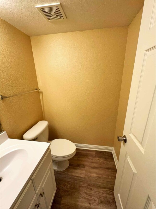 137 HAWKINS - Stuart Mesa - Military Housing