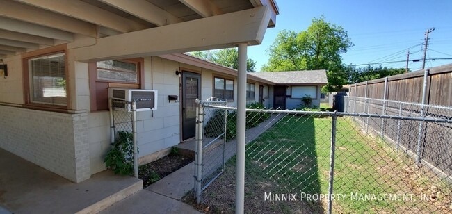 Building Photo - 3217 35th St