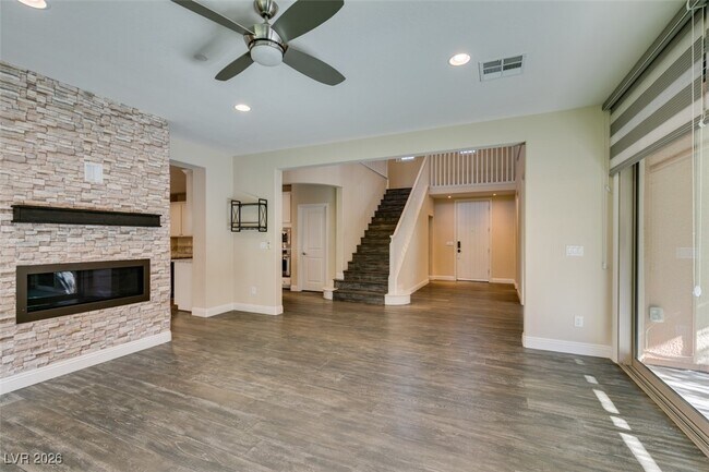 Foto del edificio - 2497 Birch Hollow St