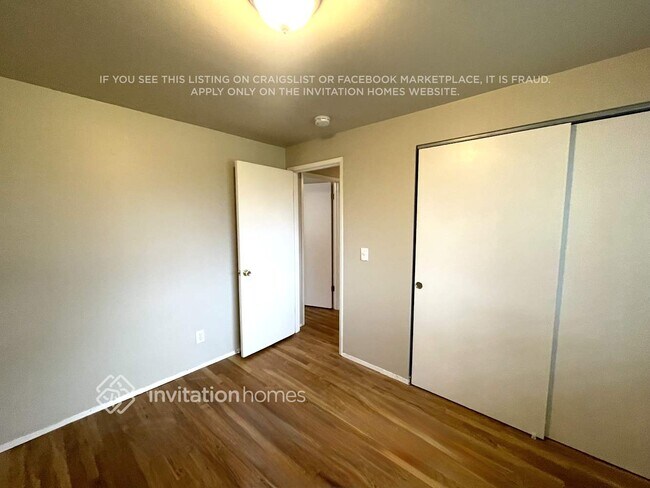 Building Photo - 3307 S 251st Pl