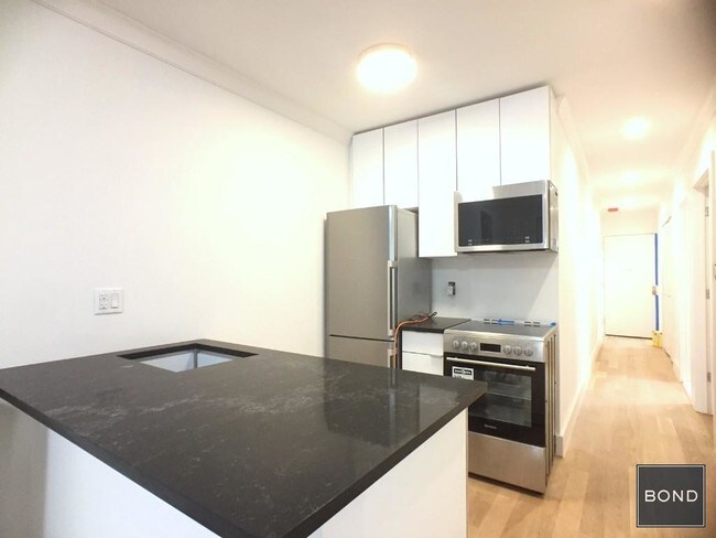 Foto del edificio - 233 East 81 Street
