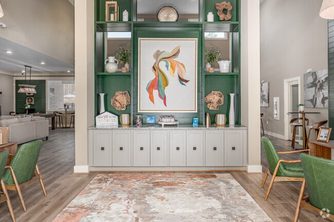 Interior Photo - Comet North Raleigh