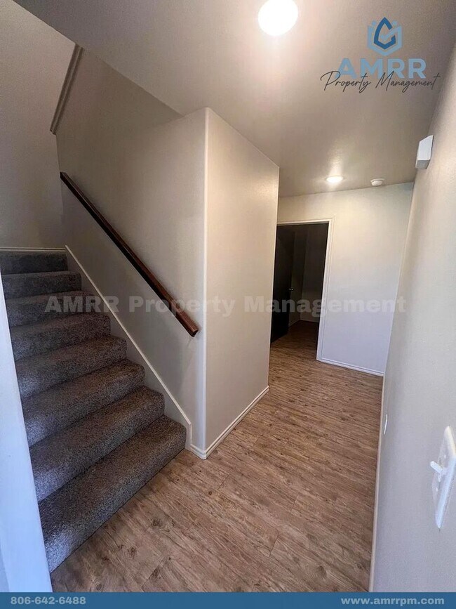 Building Photo - Rare 4 Bedroom In Frenship ISD!