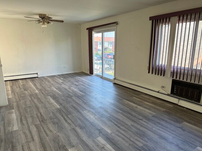 Building Photo - 8888 Steven Dr